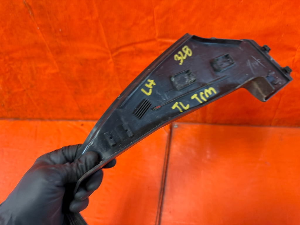 08 15 INFINITI G37 COUPE   INSIDE TRUNK TAIL LIGHT TRIM PLASTIC LEFT OEM #3289
