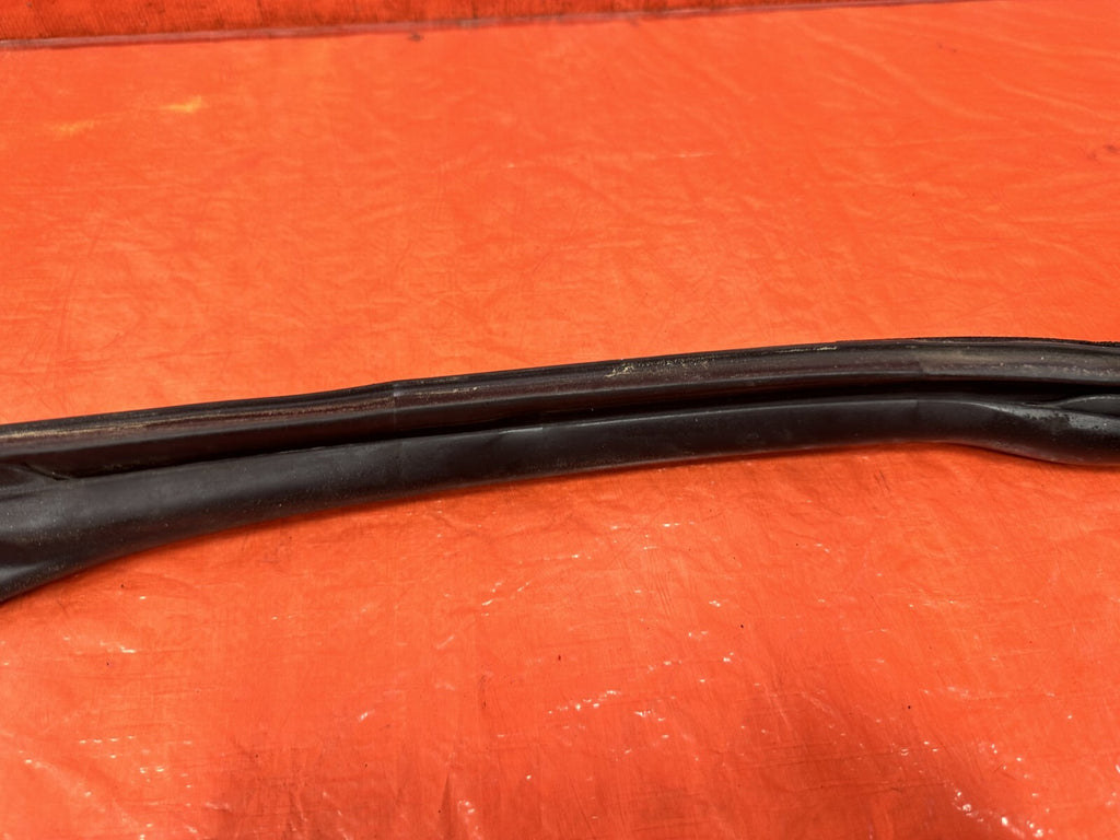00 09 HONDA S2000   INNER EXTERIOR WINDSHIELD RUBBER WEATHER STRIP TRIM OEM #29018
