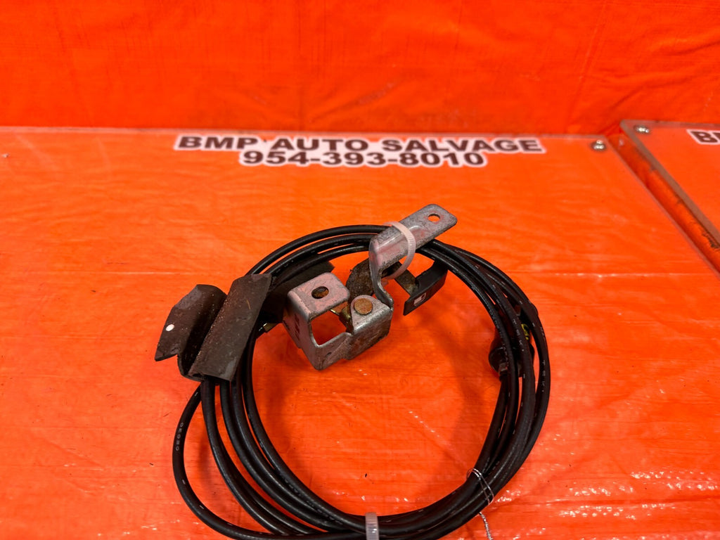 02 06 ACURA RSX BASE & TYPE S   GAS FUEL LID RELEASE CABLE   OEM #DC5 13