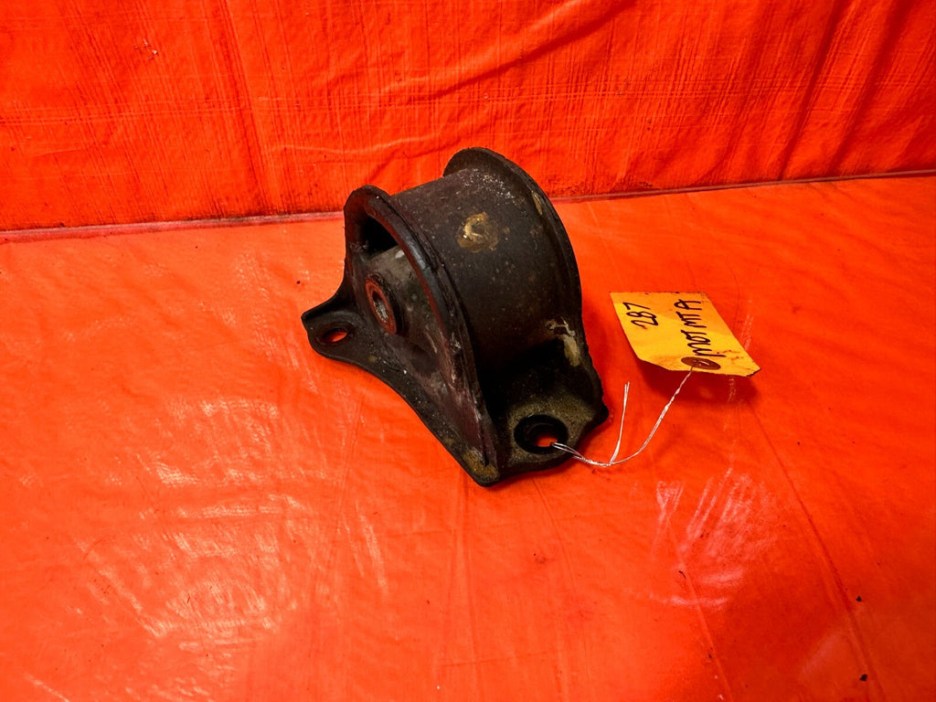 96 00 HONDA CIVIC   REAR MOTOR MOUNT   OEM FACTORY OE #2871