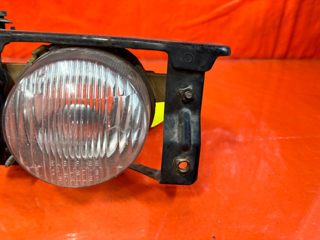93 95 HONDA DEL SOL   PASSENGER RIGHT FOG LIGHT MOUNTING BRACKET LAMP OEM #2721