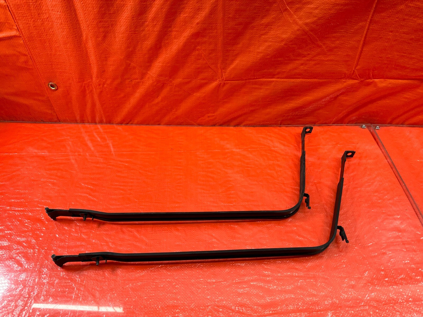08 15 INFINITI G37 COUPE GAS GASOLINE FUEL TANK MOUNTING STRAPS BAND SET OEM 1880