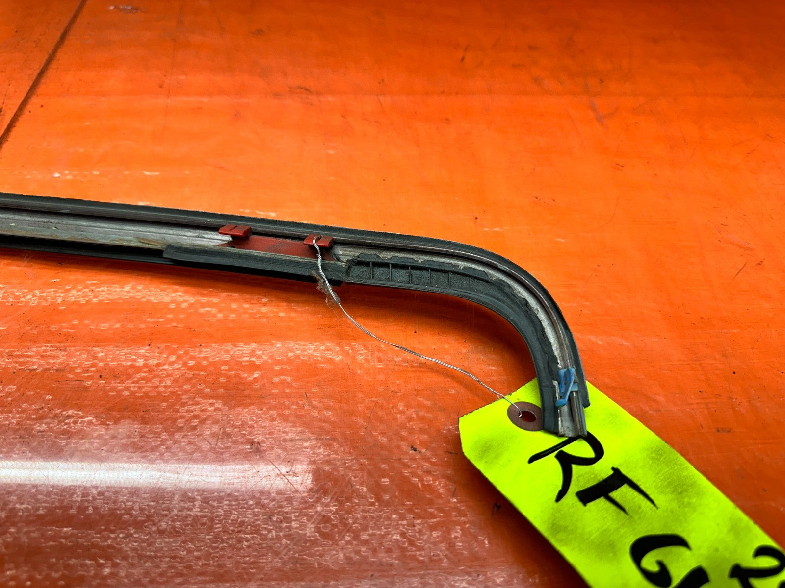 94 01 HONDA INTEGRA 2D LEFT DRIVER SIDE SIDE WINDSHIELD TRIM OEM FACTORY10