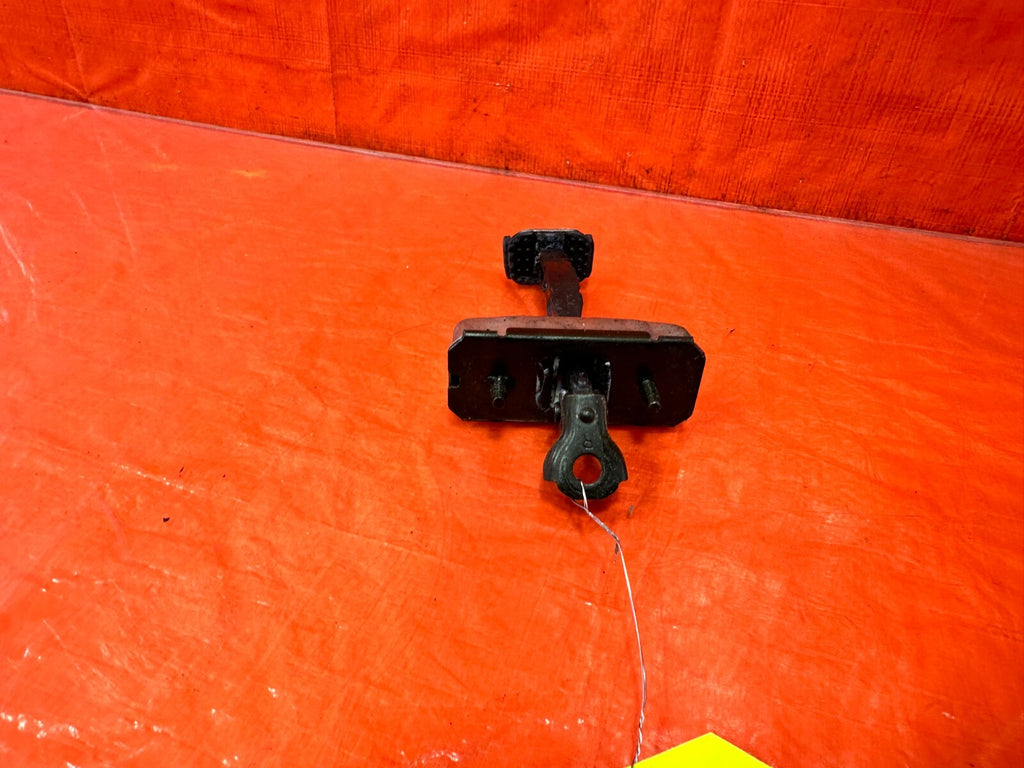 04 08 ACURA TSX   PASSENGER RIGHT FRONT DOOR CHECKER HINGE ARM STOPPER   OEM 2755
