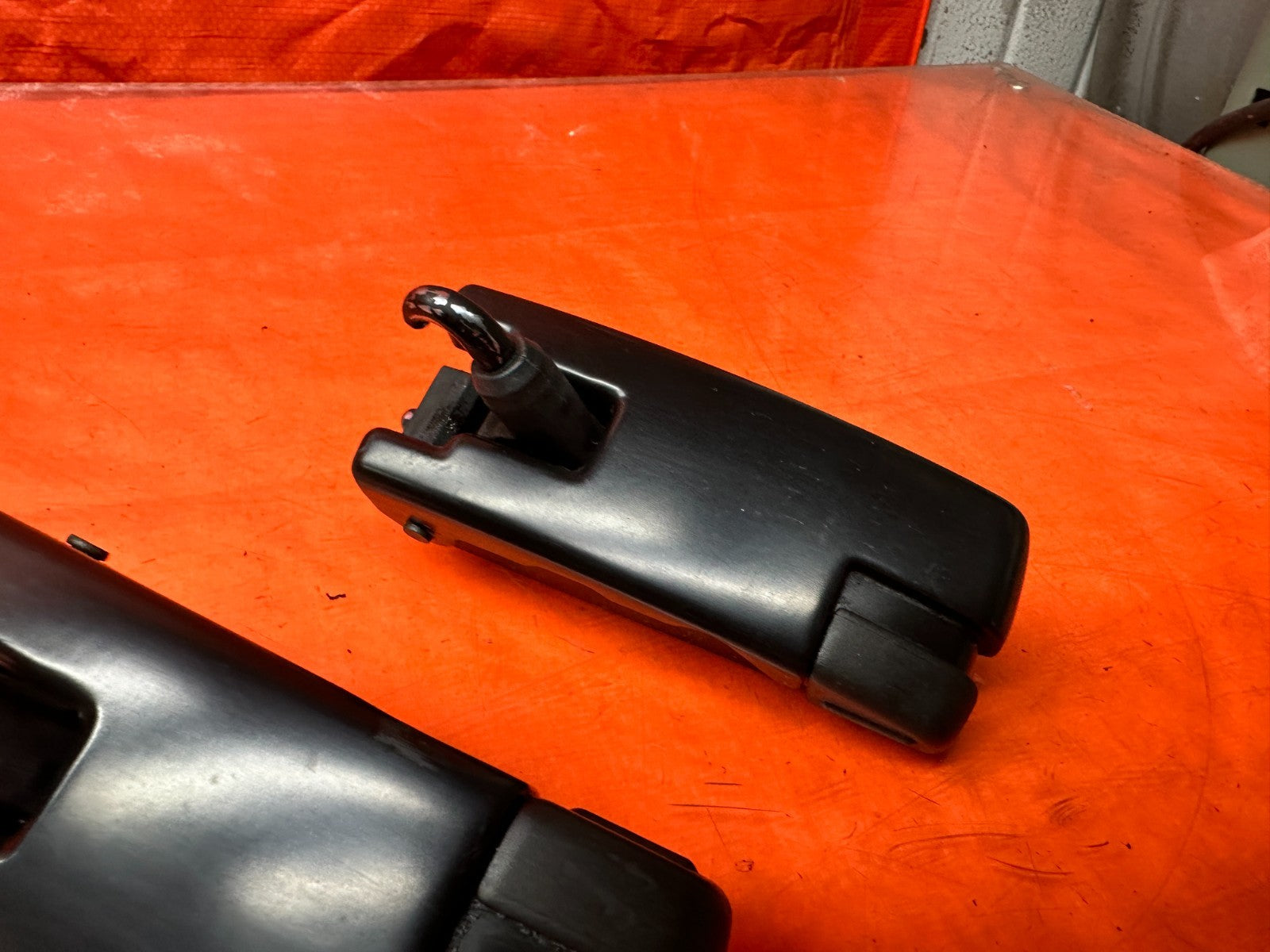 00 03 HONDA S2000 AP1 2.0L CONVERTIBLE SOFT TOP ROOF LOCK LATCHES LEFT RIGHT 33714