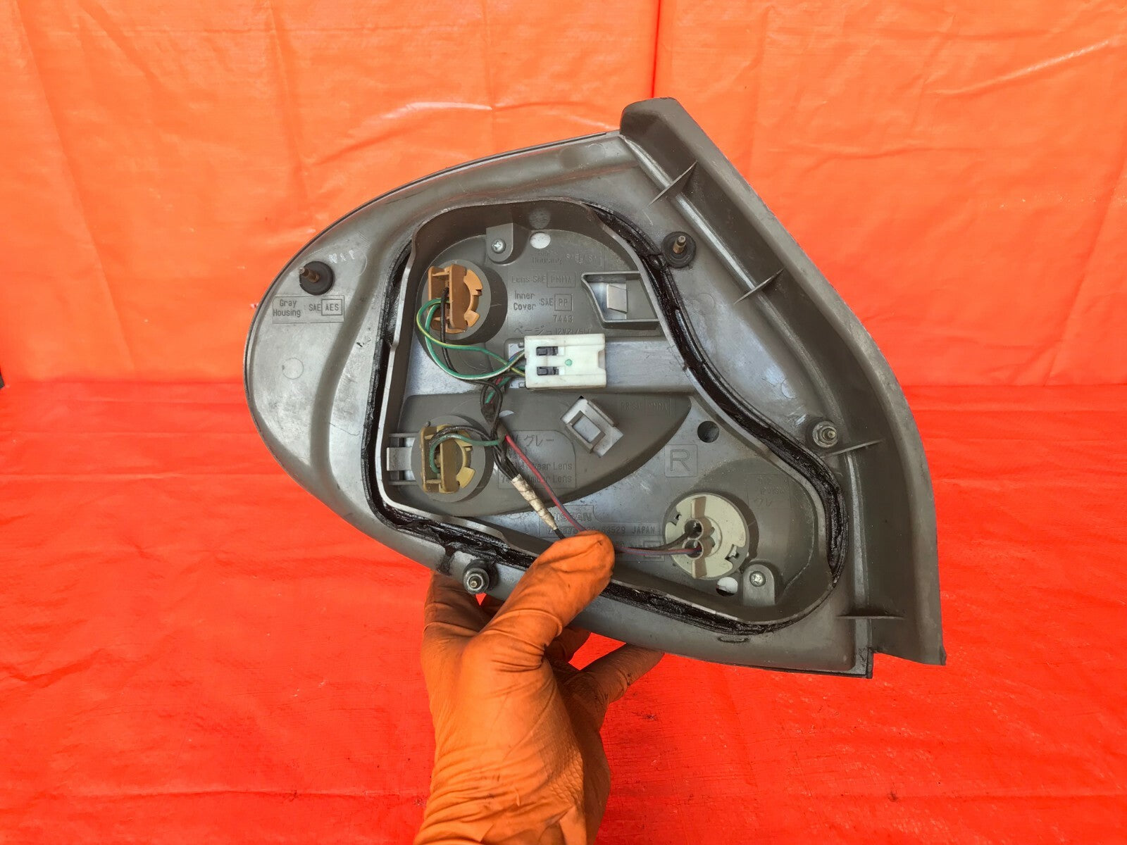 OEM 2002 2003 02 03 NISSAN MAXIMA PASSENGER RIGHT TAIL LIGHT LAMP R RH6