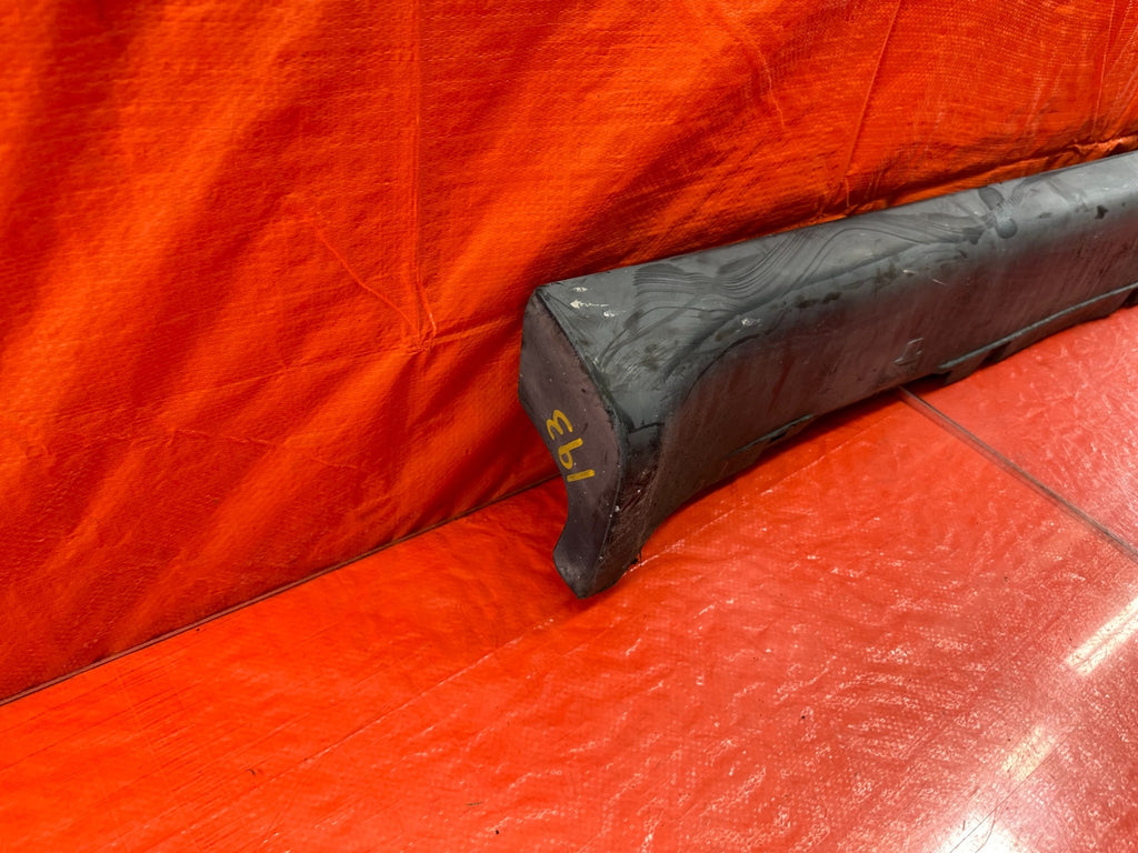 95 98 HONDA ODYSSEY   SIDE SKIRT ROCKER MOLDING TRIM   RIGHT SIDE   OEM #19311