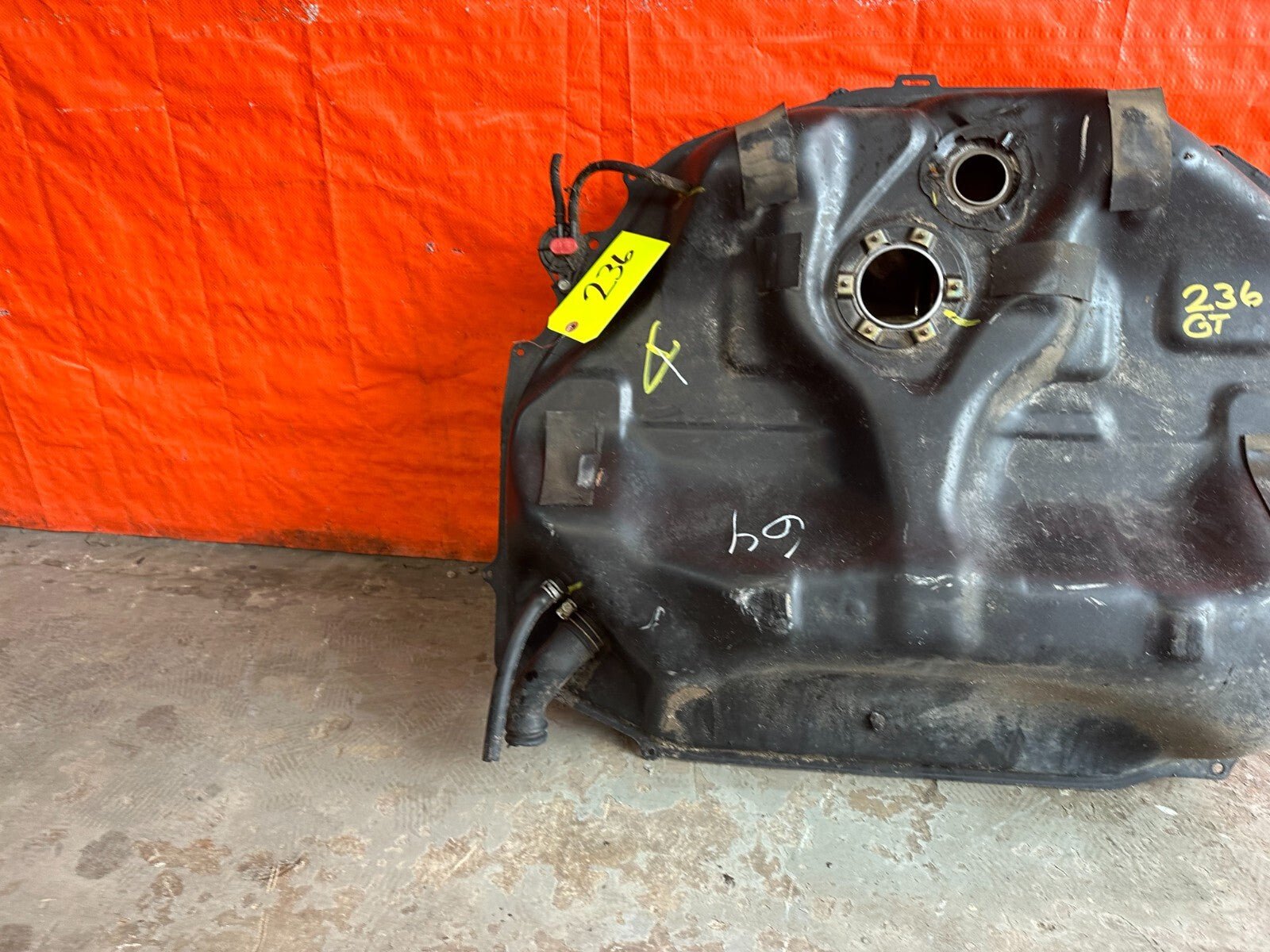 94 95 HONDA CIVIC   GASOLINE GAS FUEL TANK ASSEMBLY   OEM FACTORY OE #2364