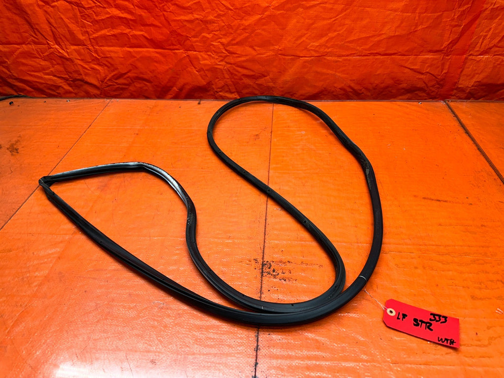 92 95 HONDA CIVIC EX 2D   DRIVER LEFT DOOR MOUNTED WEATHERSTRIP SEAL   OEM #3330