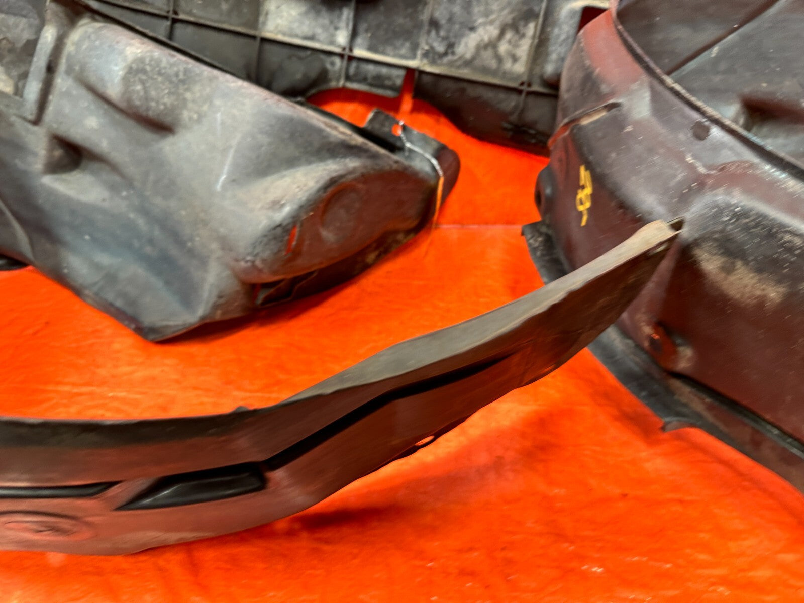 93 97 HONDA DEL SOL   FRONT LEFT RIGHT CENTER   FENDER LINER SPLASH SHIELD OEM7