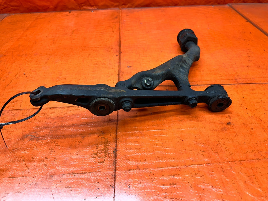 96-00 HONDA CIVIC DRIVER LEFT FRONT LOWER CONTROL ARM ASSEMBLY OEM #3509