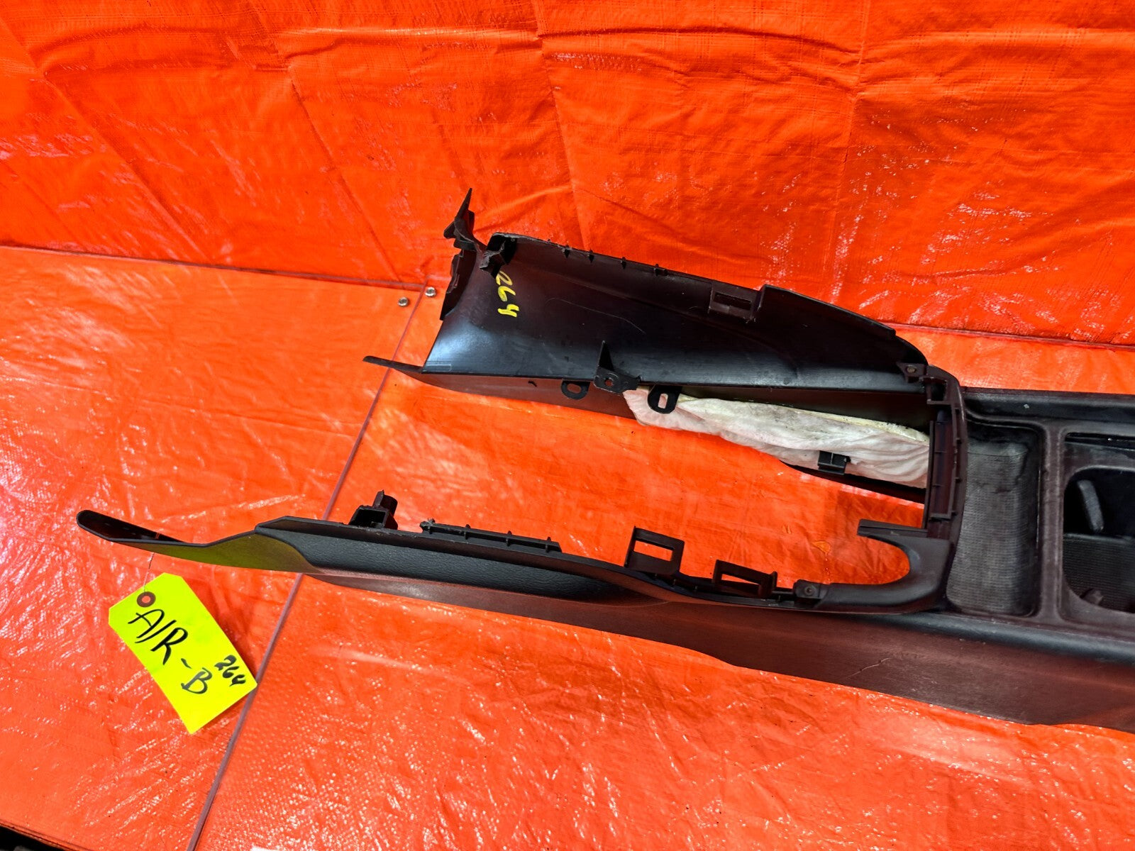 06 11 HONDA CIVIC SI   ARM REST / CENTER CONSOLE STORAGE COMPARTMENT   OEM #26413