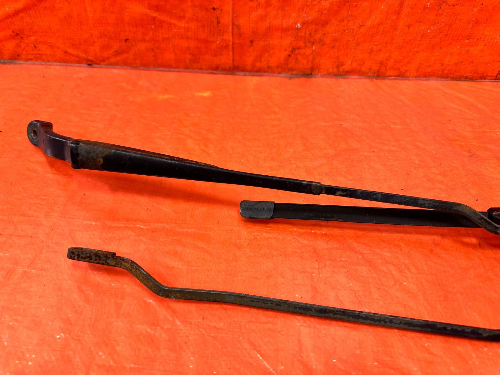 02 05 HONDA CIVIC SI EP3 HATCH   WINDSHIELD WIPER ARMS LEFT & RIGHT ARMS OEM 3063