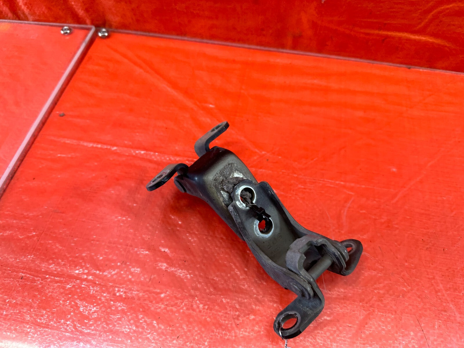 06 11 CIVIC 2D COUPE   DOOR HINGE SET   UPPER & LOWER   RIGHT SIDE   OEM #2233