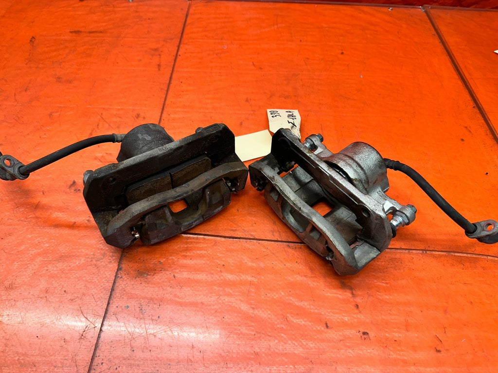 04-05 ACURA TSX 2.4L FRONT BRAKE CALIPERS PAIR LEFT DRIVER RIGHT PASS OEM #33813