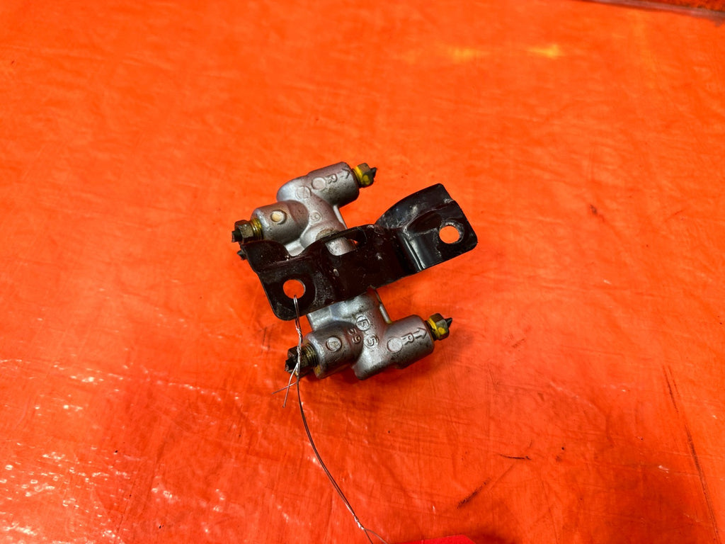 90 91 HONDA CIVIC HATCHBACK   BRAKE PROPORTIONING VALVE PROP VALVE   OEM 3254