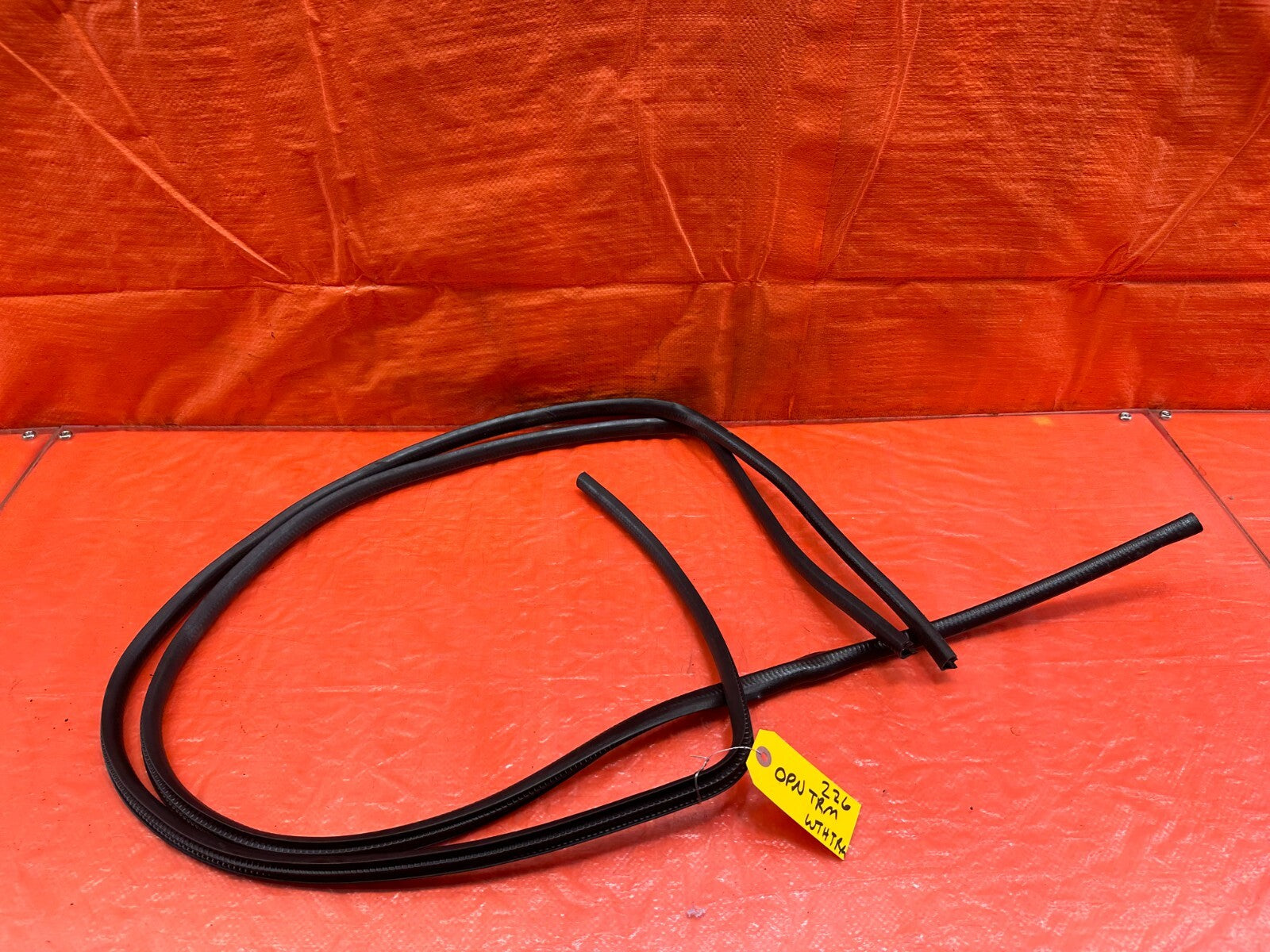 94 01 ACURA INTEGRA 2 DOOR TO CHASSIS WEATHER STRIP OPEN TRIM LEFT RIGHT OEM 2260