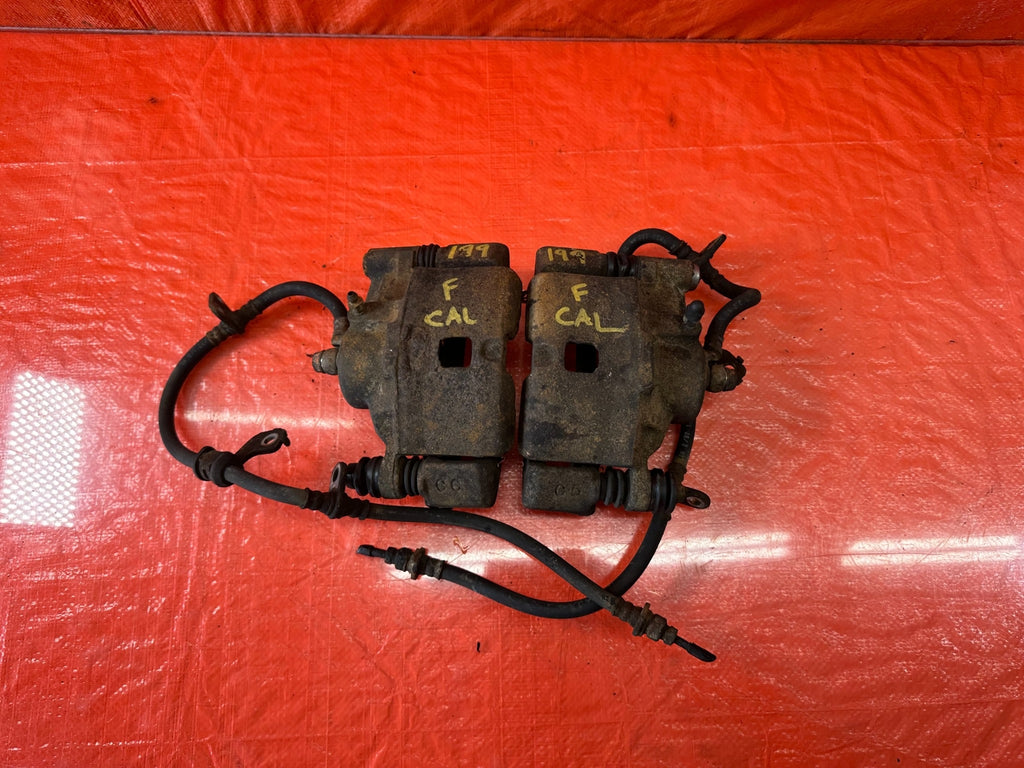 92 93 HONDA CIVIC HATCHBACK   FRONT BRAKE CALIPERS   LEFT RIGHT CALIPER OEM #1995