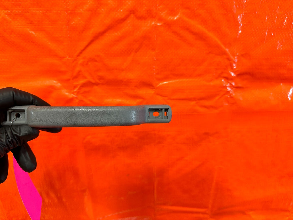 96 00 TOYOTA TACOMA   GRAB RAIL HANDLE   OEM FACTORY #2495