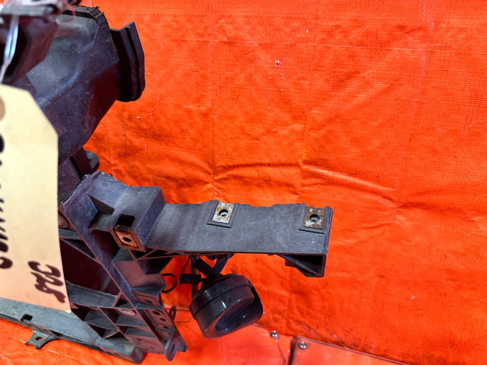 08 15 INFINITI G37 & Q60   2D COUPE   RADIATOR SUPPORT W/ COOLING FANS OEM #3284