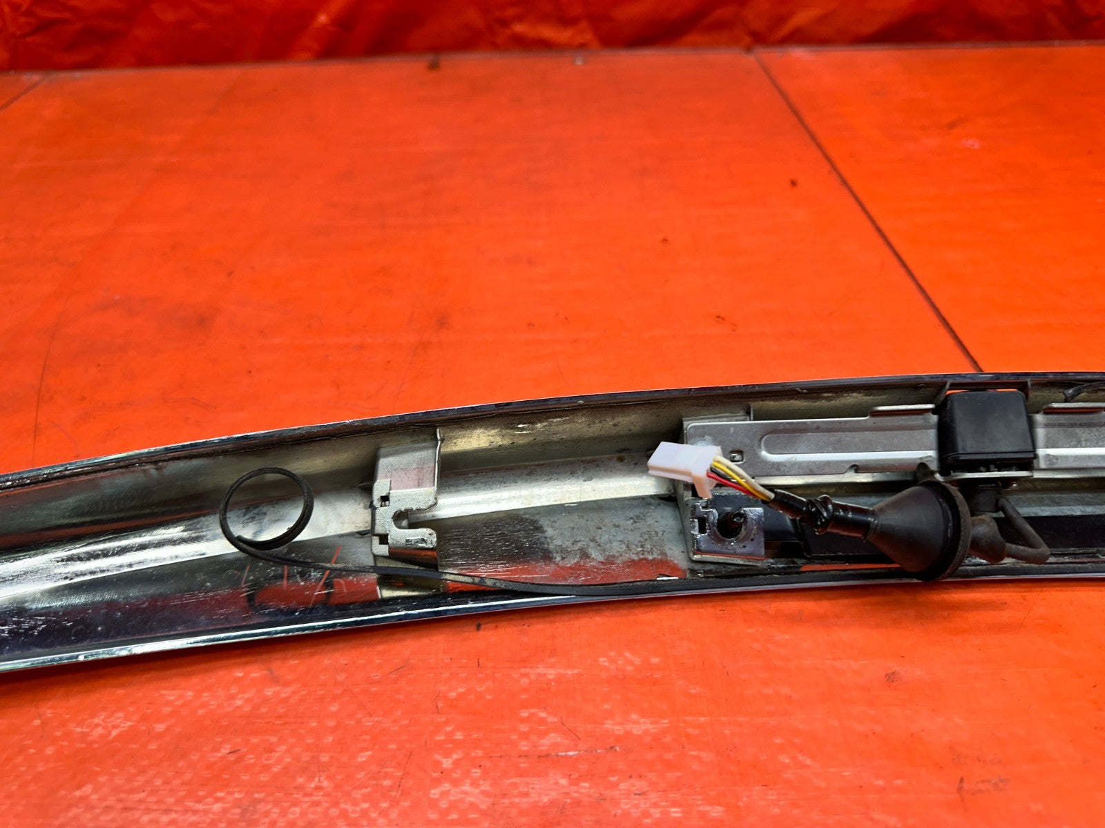 08 15 INFINITI G37 COUPE 2D TRUNK TRIM CHROME W/ BACK UP CAMERA OEM FACTORY14