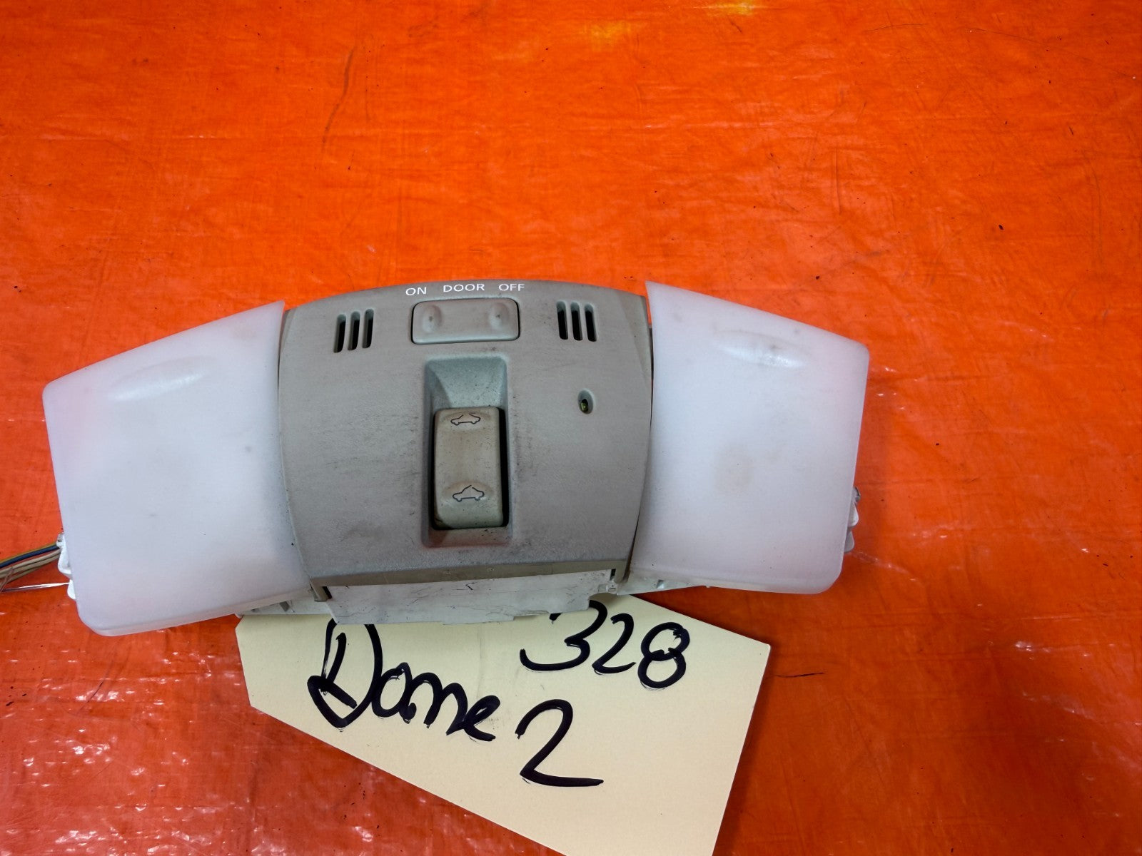 08 15 INFINITI G37 & Q60    2D COUPE   FRONT   DOME MAP READING LIGHT LAMP   3285