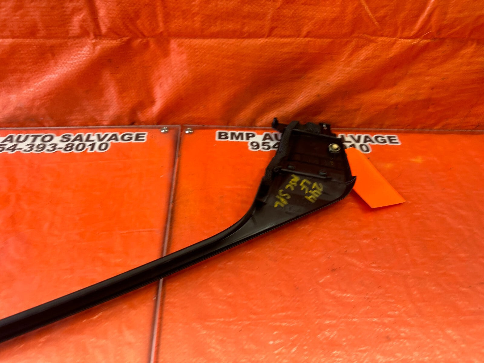07 09 LEXUS ES350   DRIVER LEFT FRONT   INTERIOR DOOR WINDOW TRIM   OEM #24411