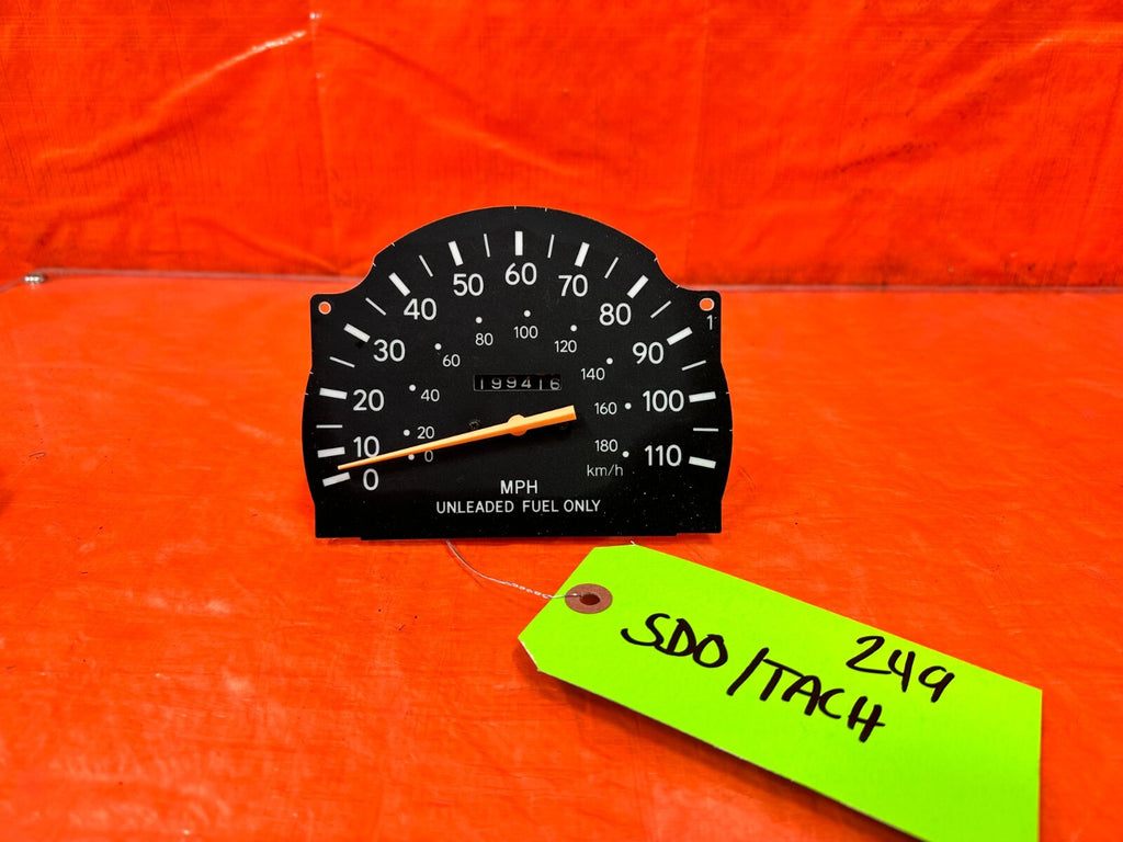 1996 96 TOYOTA TACOMA   2RZ FE 2.4L   SPEEDOMETER GAUGE   OEM #2490