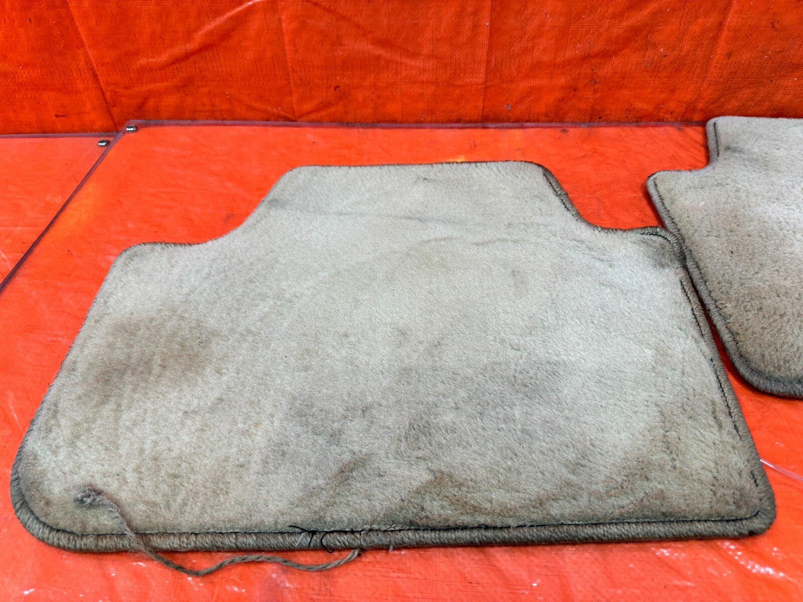 04 08 ACURA TSX   REAR FLOOR MATS   LEFT AND RIGHT REAR   TAN   OEM #2915