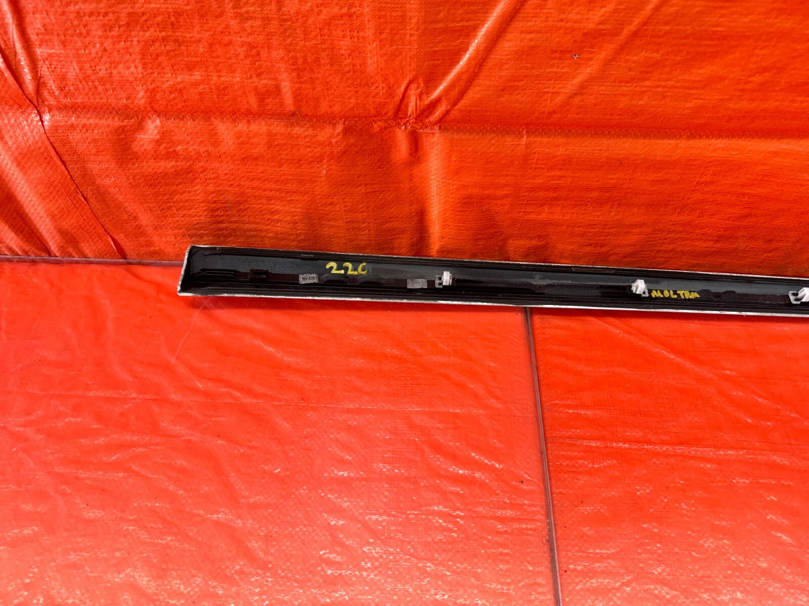 06 11 HONDA CIVIC SI 4D SEDAN   DOOR MOLDING IMPACT STRIP RIGHT FRONT OEM #2207
