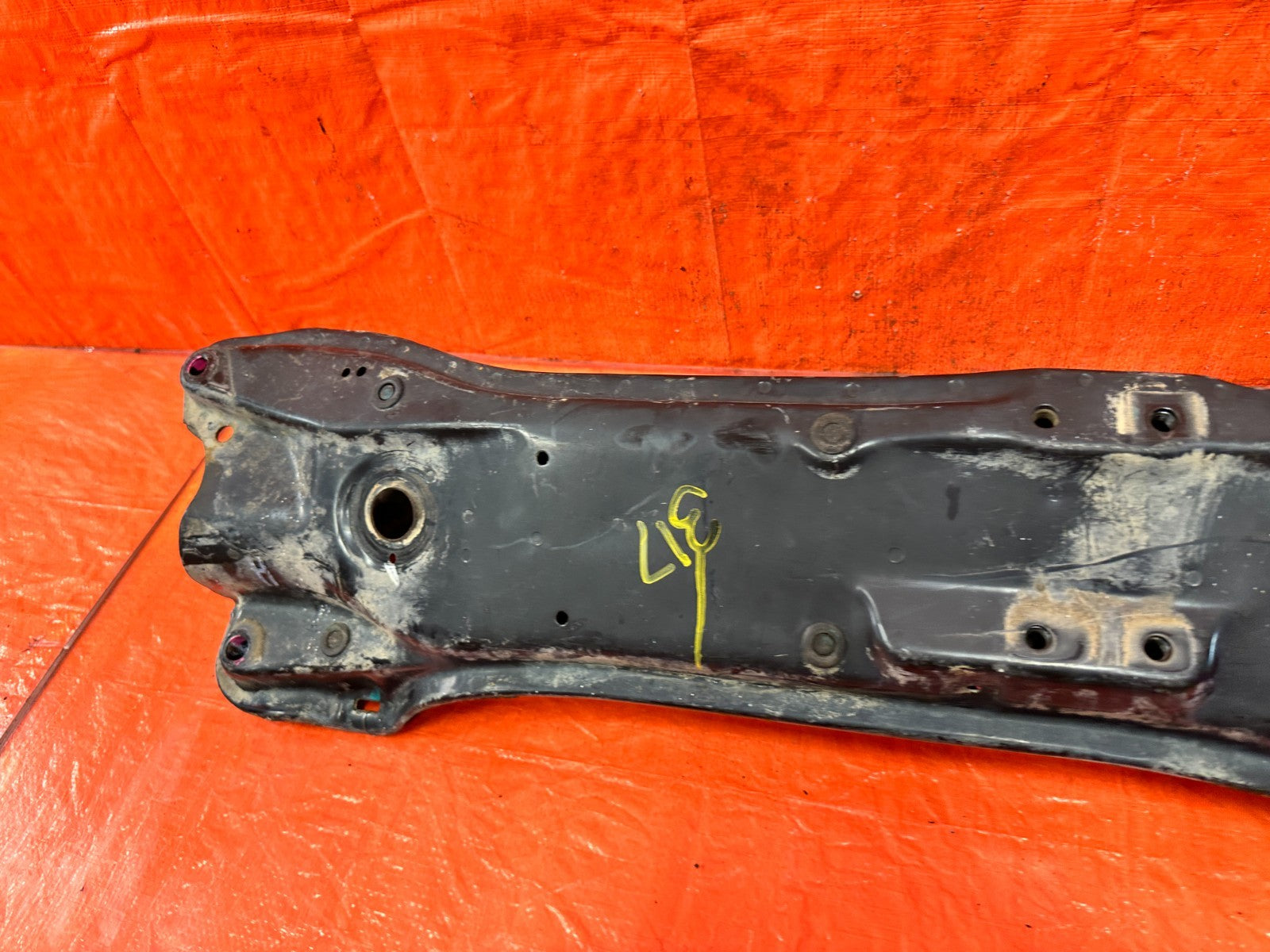 90 91 HONDA CIVIC HATCHBACK   SUBFRAME SUB FRAME CROSS MEMBER REAR PORTION   3174