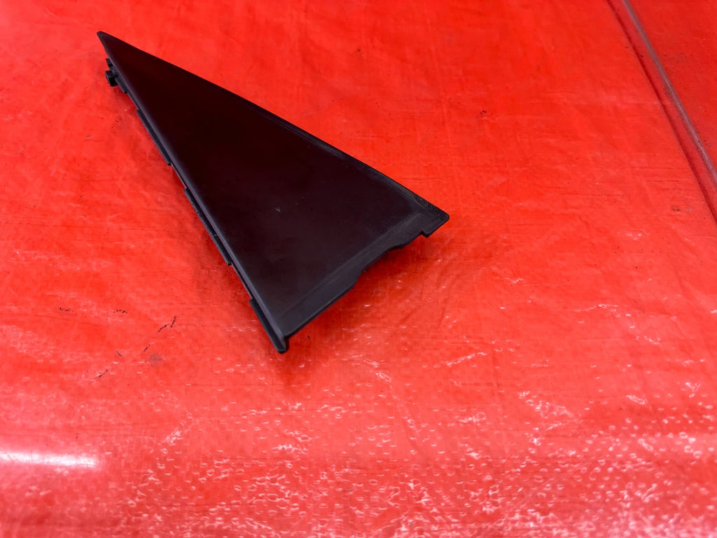 95 98 HONDA ODYSSEY   PASSENGER RIGHT REAR INTERIOR DOOR TRIM   OEM #1934