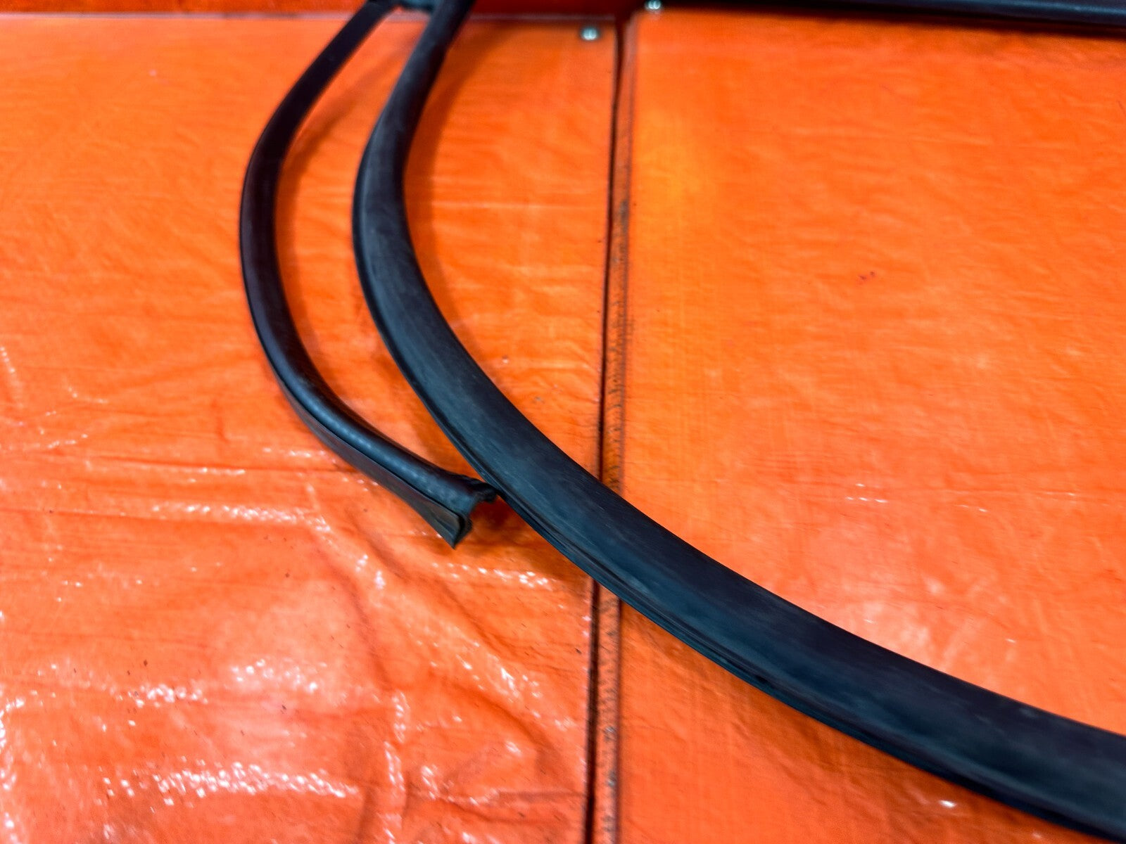 06 11 CIVIC 4D SEDAN   PASSENGER RIGHT REAR WEATHER STRIP SEAL GASKET OEM #2828