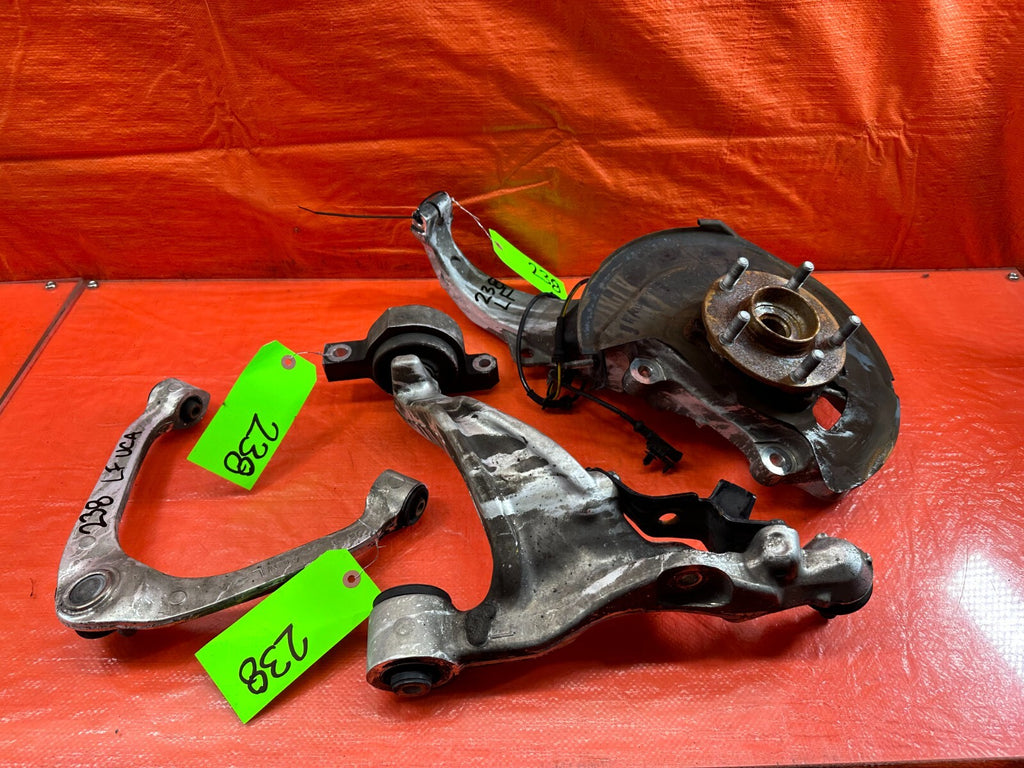 09 13 INFINITI G37 4D   RWD   LEFT FRONT SPINDLE W/ UPPER & LOWER CONTROL ARMS0