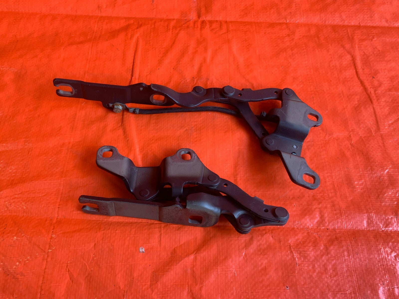 OEM 2007 07 BMW 335Xi 335i AWD SEDAN HOOD HINGE SET DRIVER LEFT PASSENGER RIGHT0