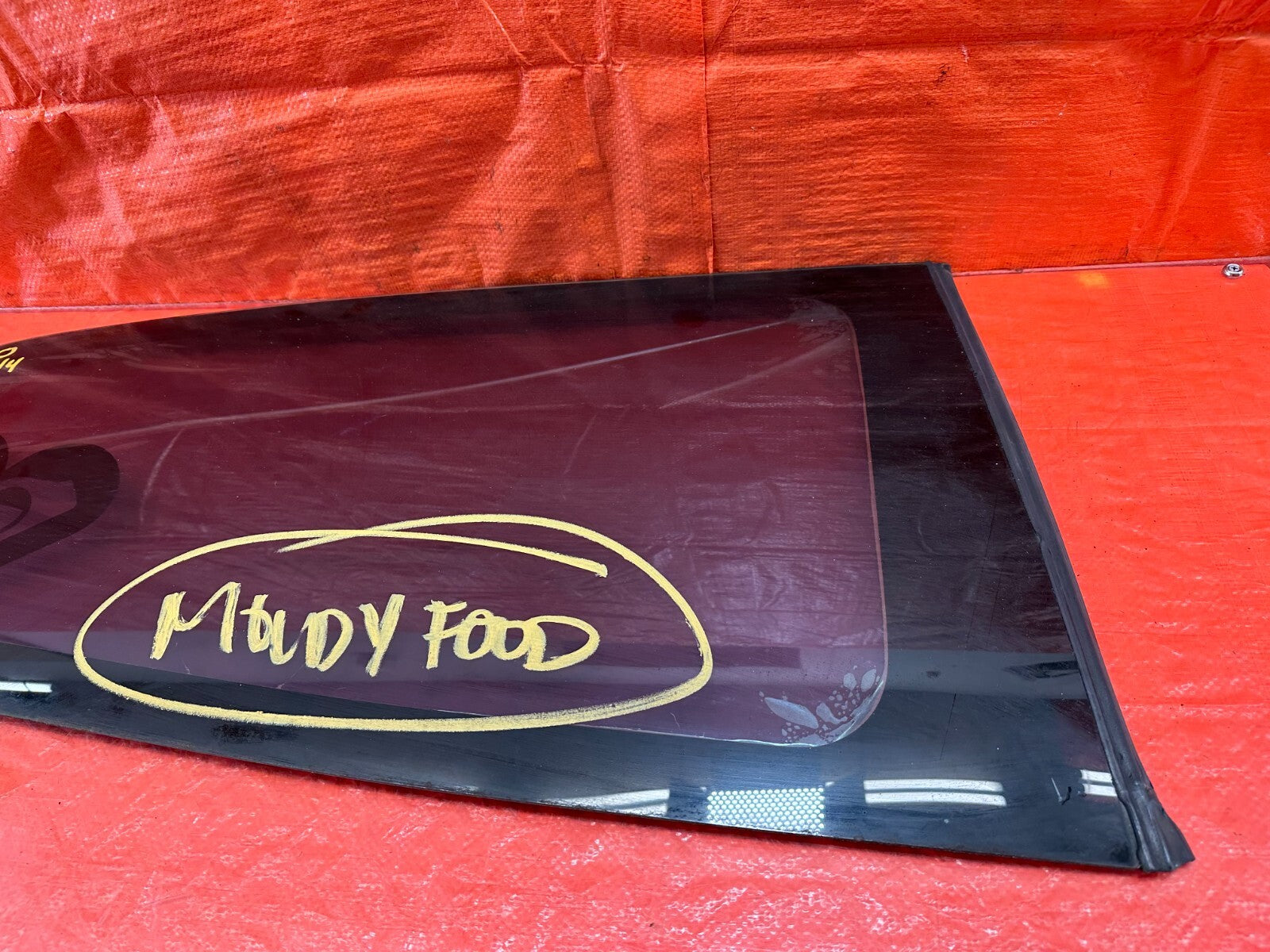 02 05 HONDA CIVIC SI EP3 HATCH  RIGHT REAR 1/4 QUARTER GLASS WINDOW OEM EP3 #2303