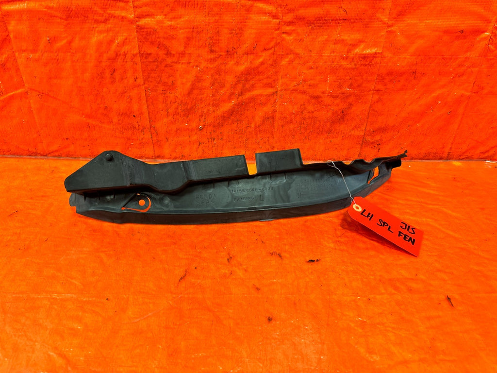 02 06 ACURA RSX   DRIVER LEFT FENDER TRIM FENDER ENCLOSURE   OEM 3152