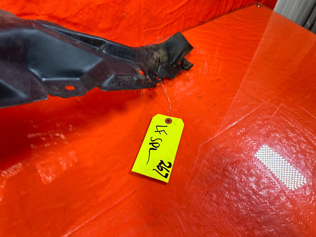 90 97 MAZDA MX 5 MIATA DRIVER LEFT FRONT FENDER LINER SPLASH SHIELD OEM 26714