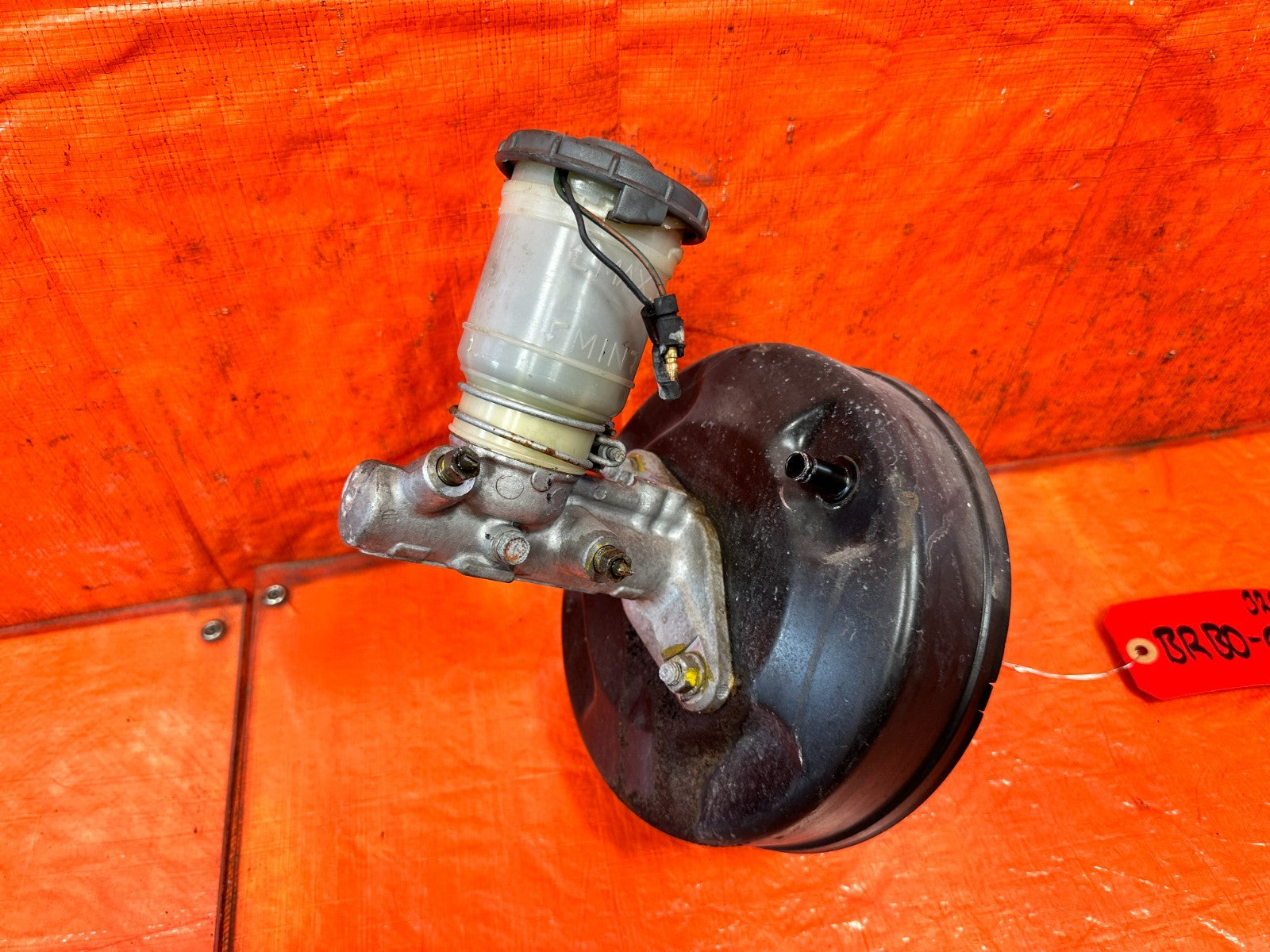90 91 HONDA CIVIC HATCHBACK   BRAKE BOOSTER & MASTER CYLINDER   OEM 3251