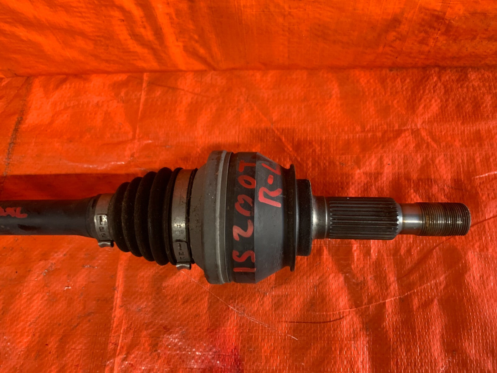 16 17 LEXUS IS200T   REAR WHEEL DRIVE DRIVER LEFT REAR AXLE   42340 53040   OEM1