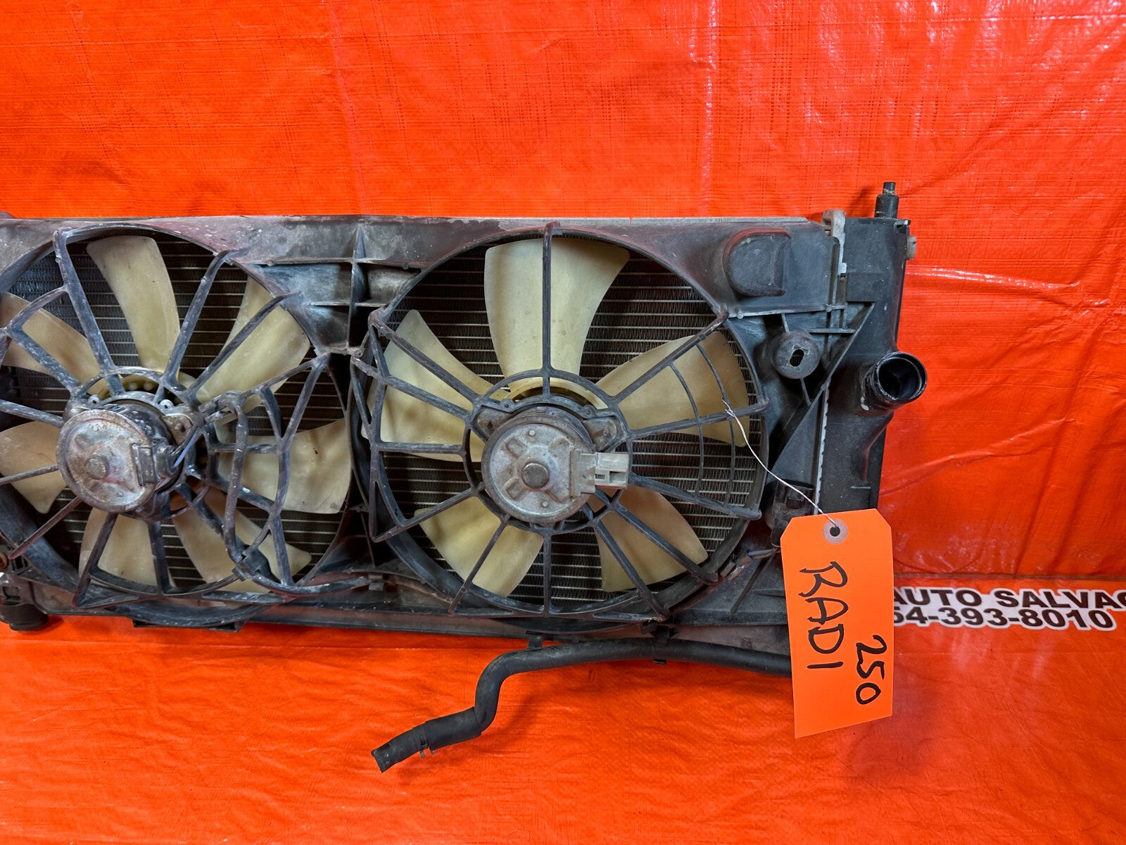 00 05 TOYOTA CELICA GTS MANUAL RADIATOR W/ BOTH COOLING FANS & OVERFLOW TANK OEM6