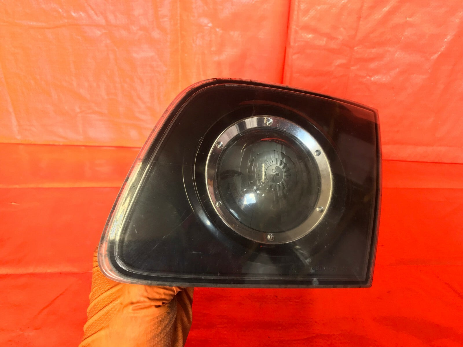 OEM 2004 2005 2006 MAZDA 3   SEDAN   PASSENGER RIGHT OUTER TAIL LIGHT LAMP P27755