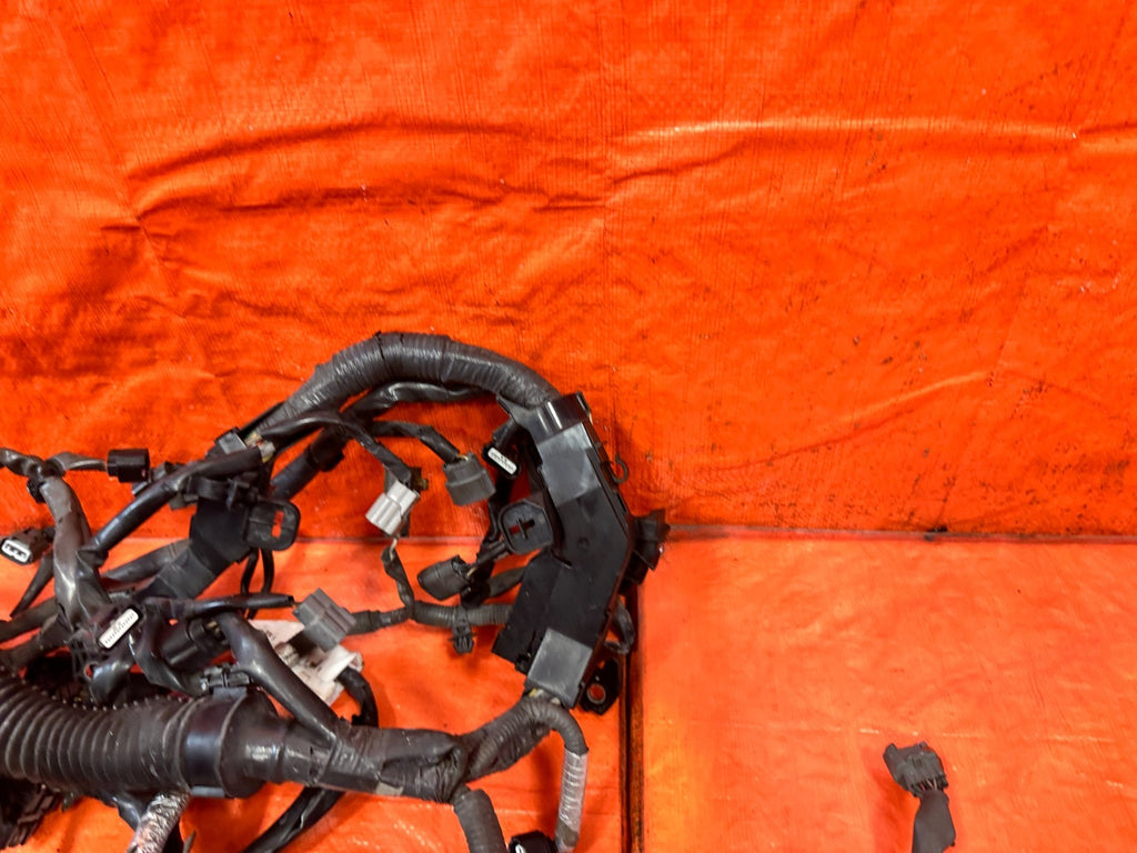 14 15 INFINITI Q60 CONVERTIBLE 3.7L VQ37 OEM MAIN ENGINE WIRE HARNESS A/T #3292