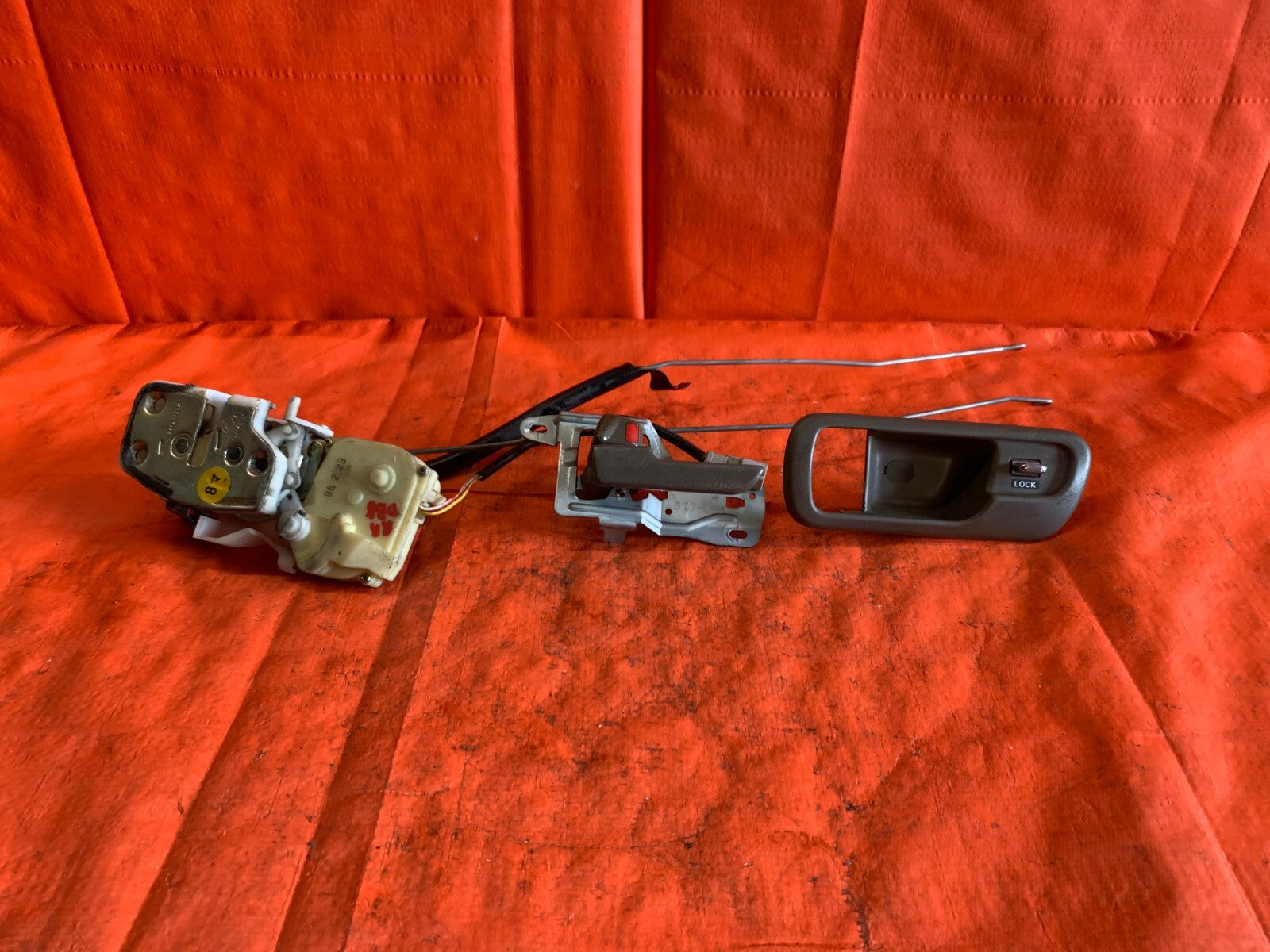 94   01 ACURA INTEGRA 4 DOOR SEDAN DRIVER LEFT REAR DOOR LOCK ACTUATOR OEM0