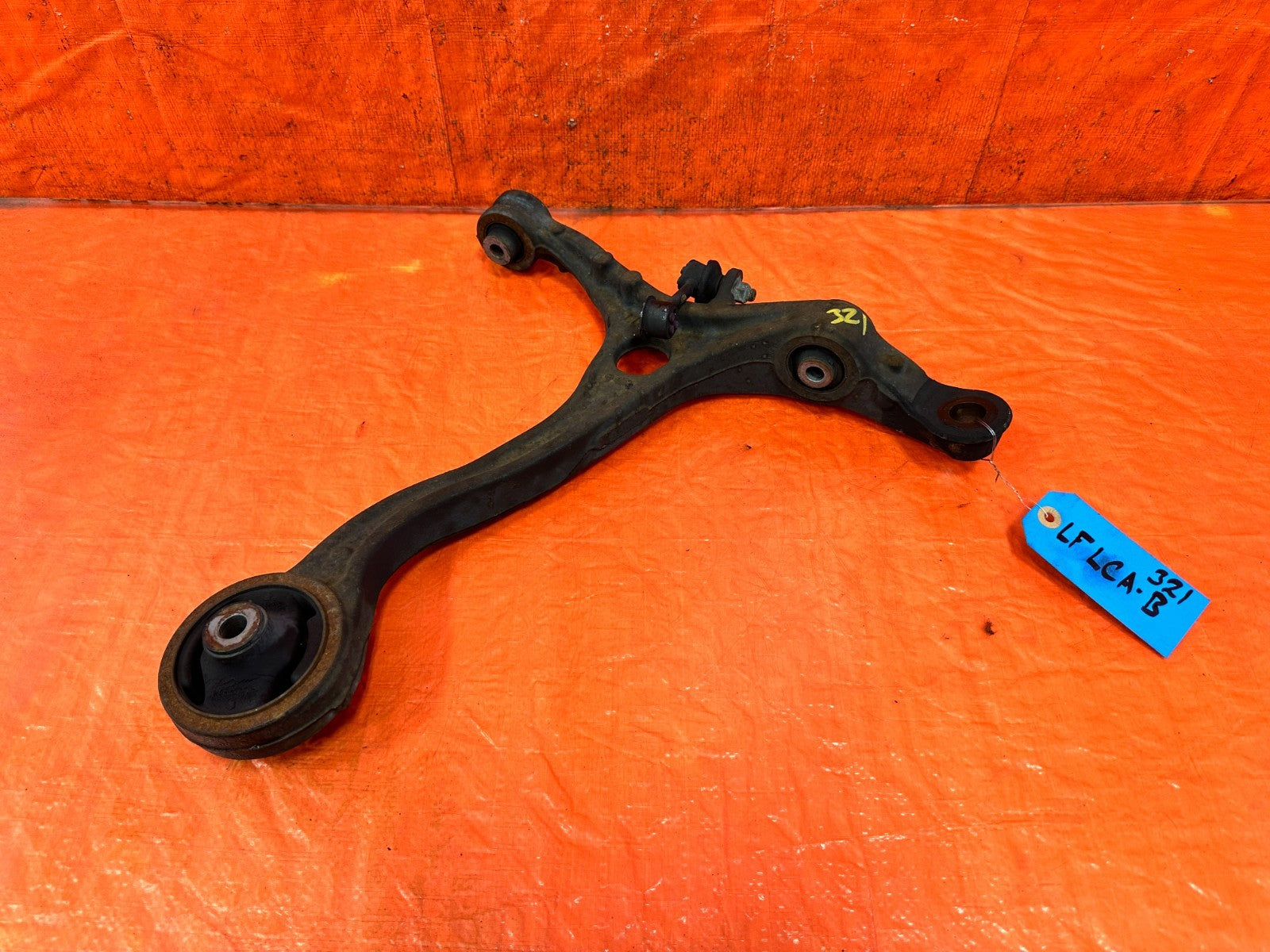 09 14 ACURA TSX   LEFT FRONT SPINDLE KNUCKLE HUB UPPER LOWER CONTROL ARM 32111