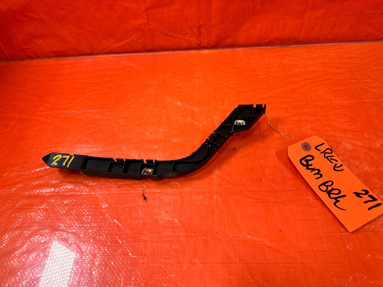 02 06 ACURA RSX   PASSENGER RIGHT REAR BUMPER BRACKET RETAINER CLIP   OEM #2710