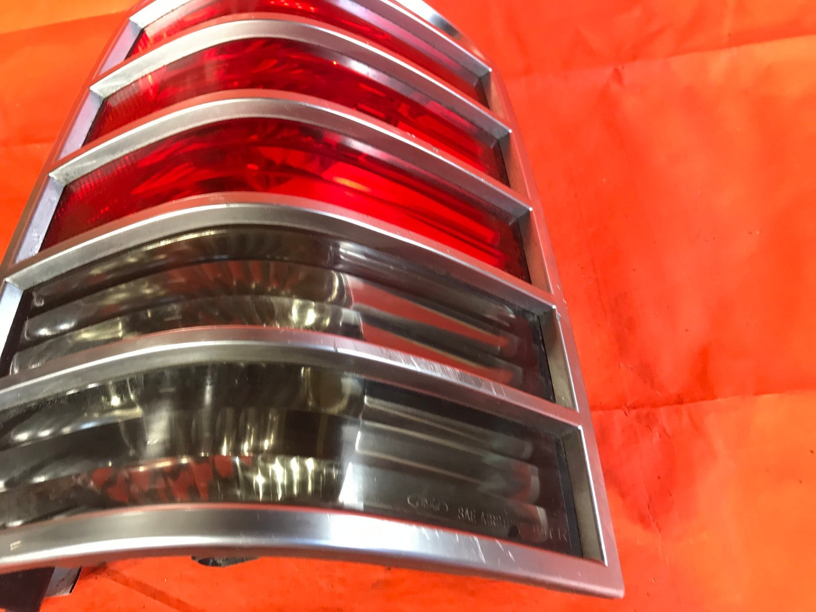 OEM 2006 06 MERCURY MARINER PASSENGER RIGHT TAIL LIGHT LAMP R RH2