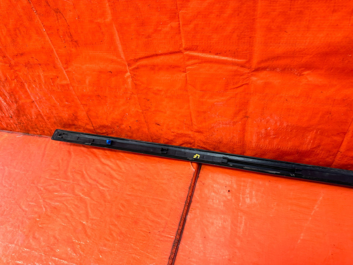 96-00 HONDA CIVIC COUPE - DRIVER LEFT DOOR MOLDING TRIM - RED - OEM 3198