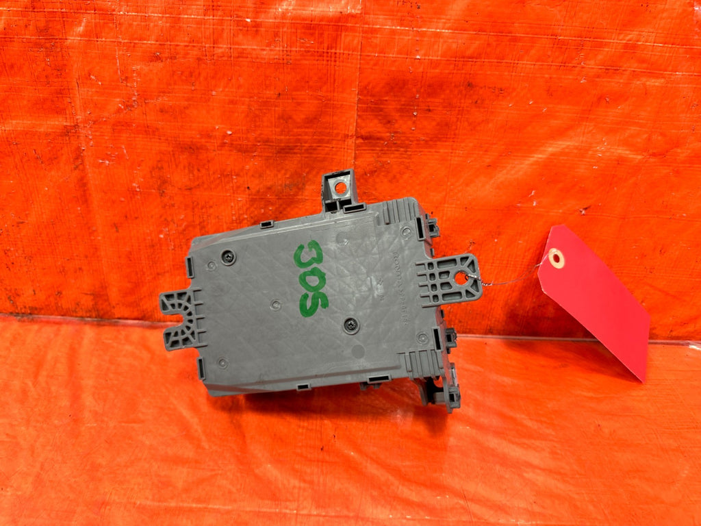 11 14 ACURA TSX   PASSENGER RIGHT   INTERIOR FUSE BOX PANEL   OEM 3053