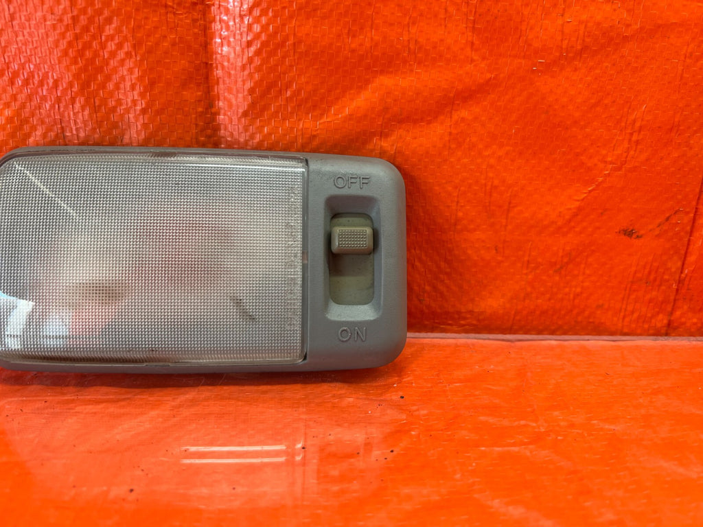 94 01 ACURA INTEGRA SEDAN   REAR   DOME MAP READING LIGHT LAMP   GRAY   OEM #1183